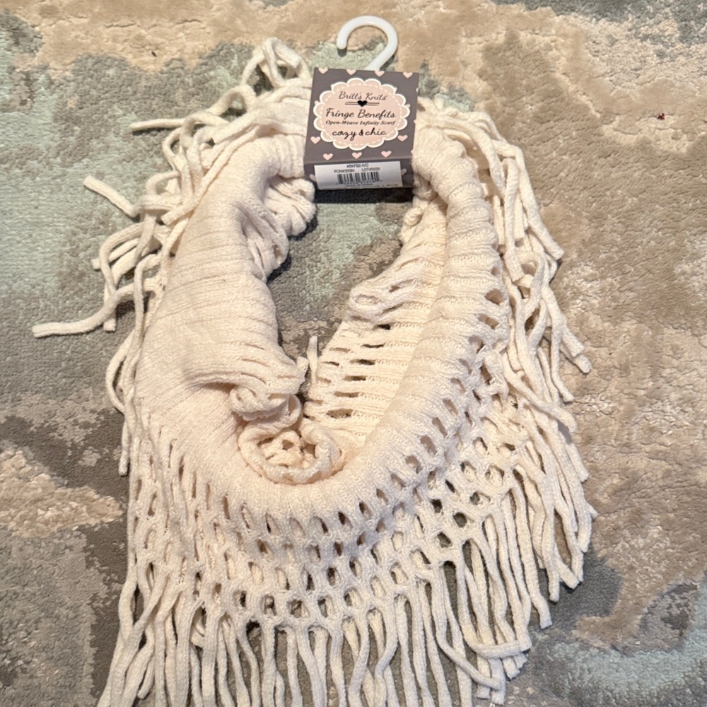 Cream Fringe scarf